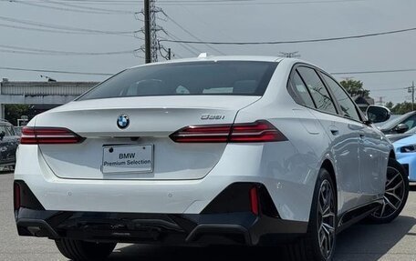 BMW 5 серия, 2024 год, 5 615 000 рублей, 4 фотография