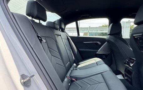 BMW 5 серия, 2024 год, 5 615 000 рублей, 11 фотография