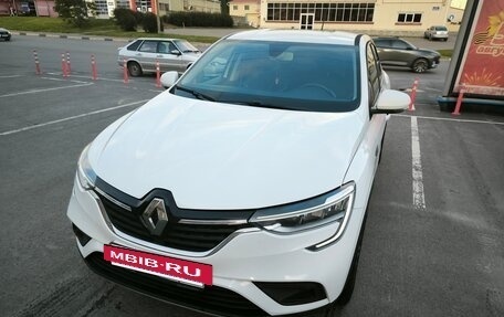 Renault Arkana I, 2019 год, 1 600 000 рублей, 2 фотография