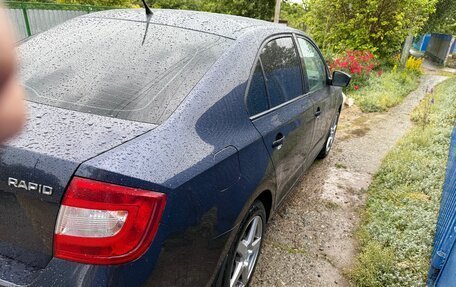 Skoda Rapid I, 2014 год, 900 000 рублей, 4 фотография