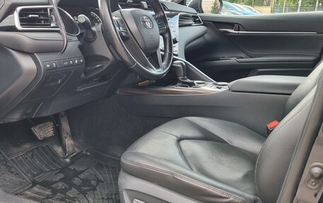 Toyota Camry, 2018 год, 2 349 000 рублей, 5 фотография
