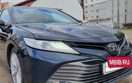 Toyota Camry, 2018 год, 2 349 000 рублей, 4 фотография