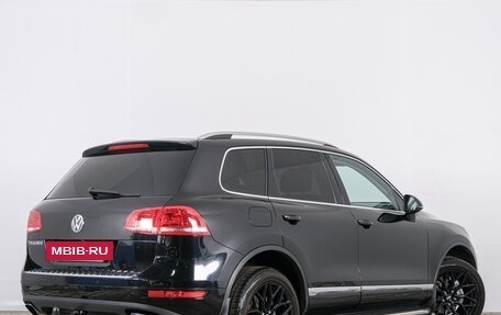 Volkswagen Touareg III, 2011 год, 1 749 000 рублей, 7 фотография