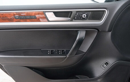 Volkswagen Touareg III, 2011 год, 1 749 000 рублей, 19 фотография