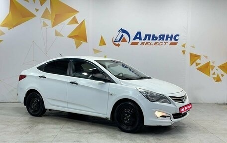Hyundai Solaris II рестайлинг, 2015 год, 815 000 рублей, 1 фотография