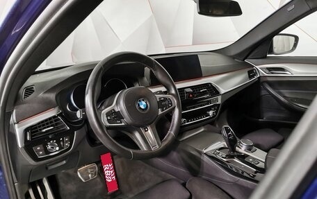 BMW 5 серия, 2017 год, 2 395 000 рублей, 8 фотография