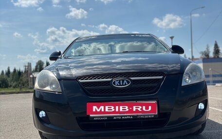 KIA cee'd I рестайлинг, 2008 год, 700 000 рублей, 3 фотография