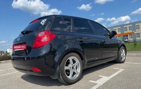 KIA cee'd I рестайлинг, 2008 год, 700 000 рублей, 5 фотография