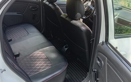 Renault Logan I, 2013 год, 380 000 рублей, 10 фотография