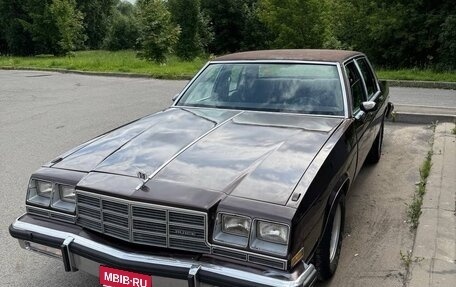 Buick LeSabre VIII, 1983 год, 2 290 000 рублей, 3 фотография
