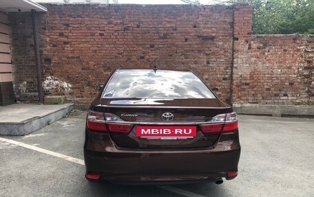 Toyota Camry, 2017 год, 3 020 000 рублей, 2 фотография