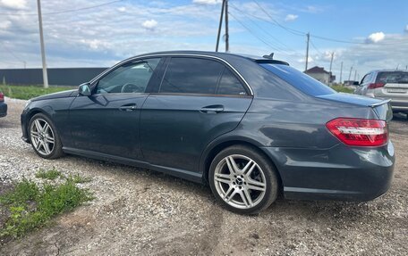 Mercedes-Benz E-Класс, 2009 год, 1 500 000 рублей, 4 фотография