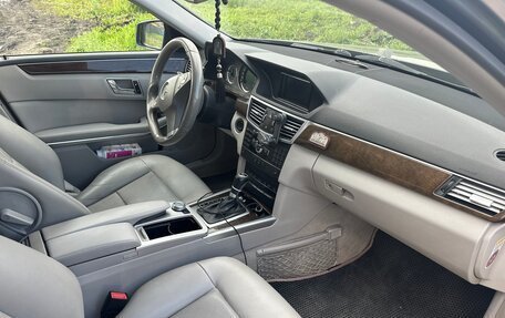 Mercedes-Benz E-Класс, 2009 год, 1 500 000 рублей, 8 фотография
