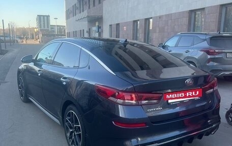 KIA Optima IV, 2019 год, 2 000 000 рублей, 2 фотография