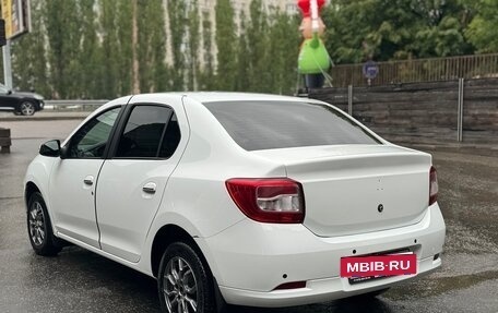 Renault Logan II, 2015 год, 530 000 рублей, 3 фотография