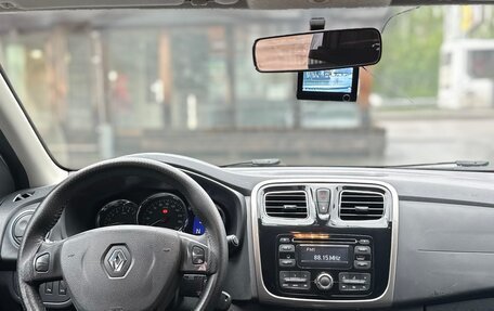 Renault Logan II, 2015 год, 530 000 рублей, 18 фотография