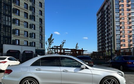 Mercedes-Benz E-Класс, 2015 год, 2 950 000 рублей, 4 фотография