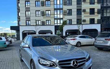 Mercedes-Benz E-Класс, 2015 год, 2 950 000 рублей, 2 фотография