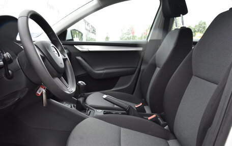 Skoda Octavia, 2017 год, 1 350 000 рублей, 19 фотография