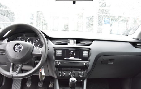 Skoda Octavia, 2017 год, 1 350 000 рублей, 17 фотография