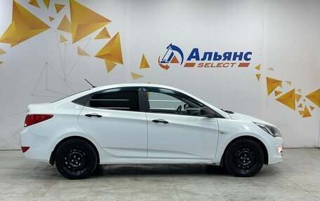 Hyundai Solaris II рестайлинг, 2015 год, 815 000 рублей, 2 фотография