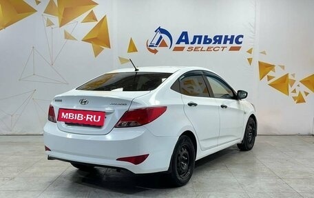 Hyundai Solaris II рестайлинг, 2015 год, 815 000 рублей, 3 фотография