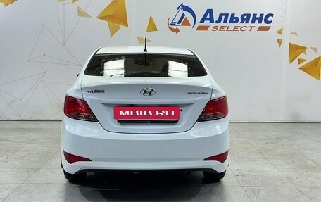 Hyundai Solaris II рестайлинг, 2015 год, 815 000 рублей, 4 фотография