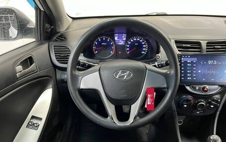 Hyundai Solaris II рестайлинг, 2015 год, 815 000 рублей, 10 фотография