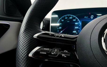 Mercedes-Benz C-Класс, 2023 год, 8 100 000 рублей, 10 фотография