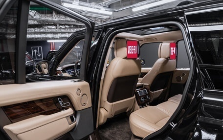 Land Rover Range Rover IV рестайлинг, 2018 год, 6 900 000 рублей, 17 фотография