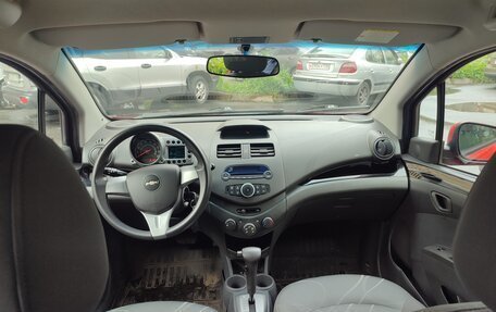 Chevrolet Spark III, 2011 год, 550 000 рублей, 2 фотография