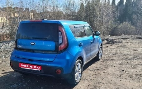 KIA Soul II рестайлинг, 2018 год, 1 375 000 рублей, 3 фотография