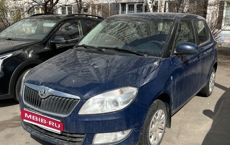 Skoda Fabia II, 2014 год, 530 000 рублей, 2 фотография