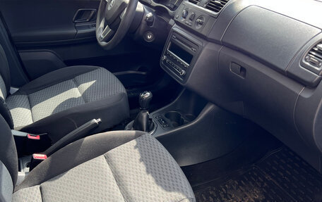 Skoda Fabia II, 2014 год, 530 000 рублей, 8 фотография