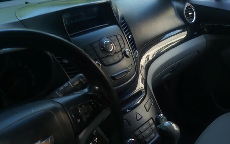 Chevrolet Orlando I, 2012 год, 1 200 000 рублей, 8 фотография