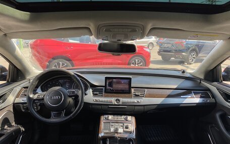 Audi A8, 2013 год, 1 247 000 рублей, 14 фотография