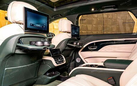 Bentley Bentayga I, 2023 год, 59 000 000 рублей, 14 фотография