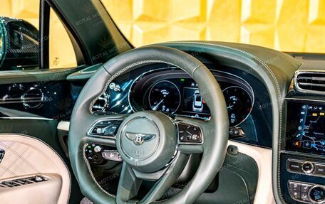 Bentley Bentayga I, 2023 год, 59 000 000 рублей, 11 фотография