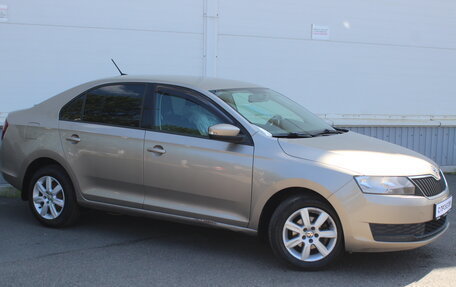 Skoda Rapid I, 2017 год, 715 000 рублей, 3 фотография