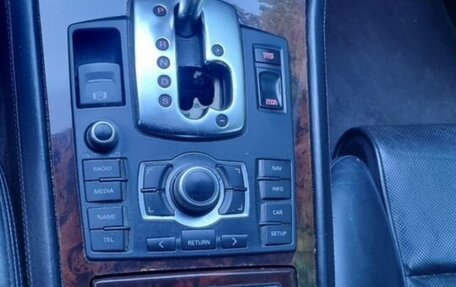 Audi A8, 2007 год, 850 000 рублей, 9 фотография