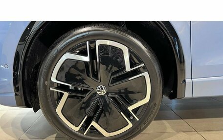 Volkswagen Tiguan, 2024 год, 5 040 000 рублей, 7 фотография