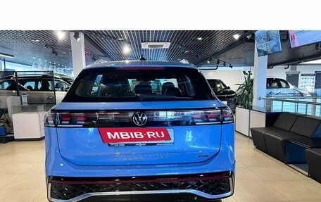Volkswagen Tiguan, 2024 год, 5 040 000 рублей, 3 фотография