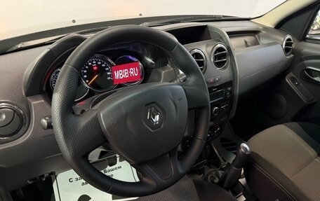 Renault Duster I рестайлинг, 2017 год, 1 090 000 рублей, 5 фотография