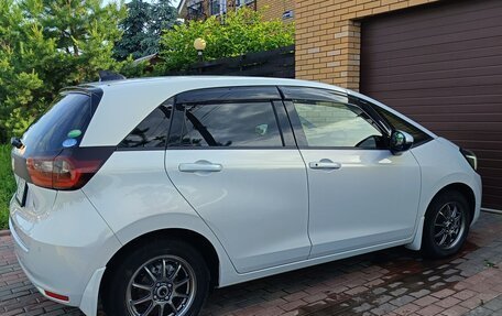 Honda Fit, 2020 год, 1 355 000 рублей, 6 фотография