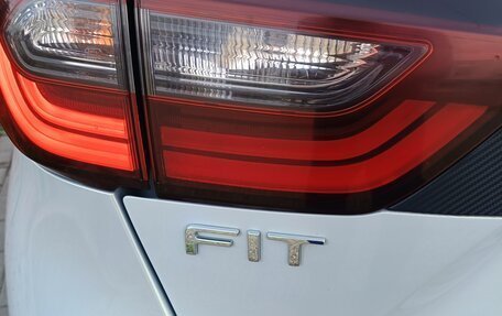 Honda Fit, 2020 год, 1 355 000 рублей, 12 фотография