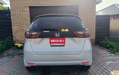 Honda Fit, 2020 год, 1 355 000 рублей, 10 фотография