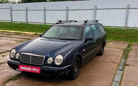 Mercedes-Benz E-Класс, 1998 год, 320 000 рублей, 2 фотография