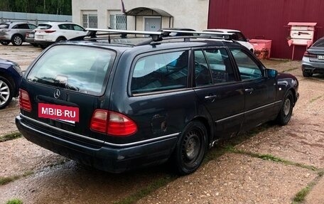 Mercedes-Benz E-Класс, 1998 год, 320 000 рублей, 6 фотография