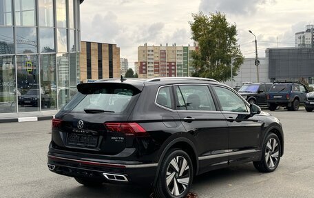 Volkswagen Tiguan II, 2023 год, 4 450 000 рублей, 6 фотография