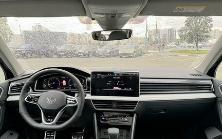 Volkswagen Tiguan II, 2023 год, 4 450 000 рублей, 11 фотография
